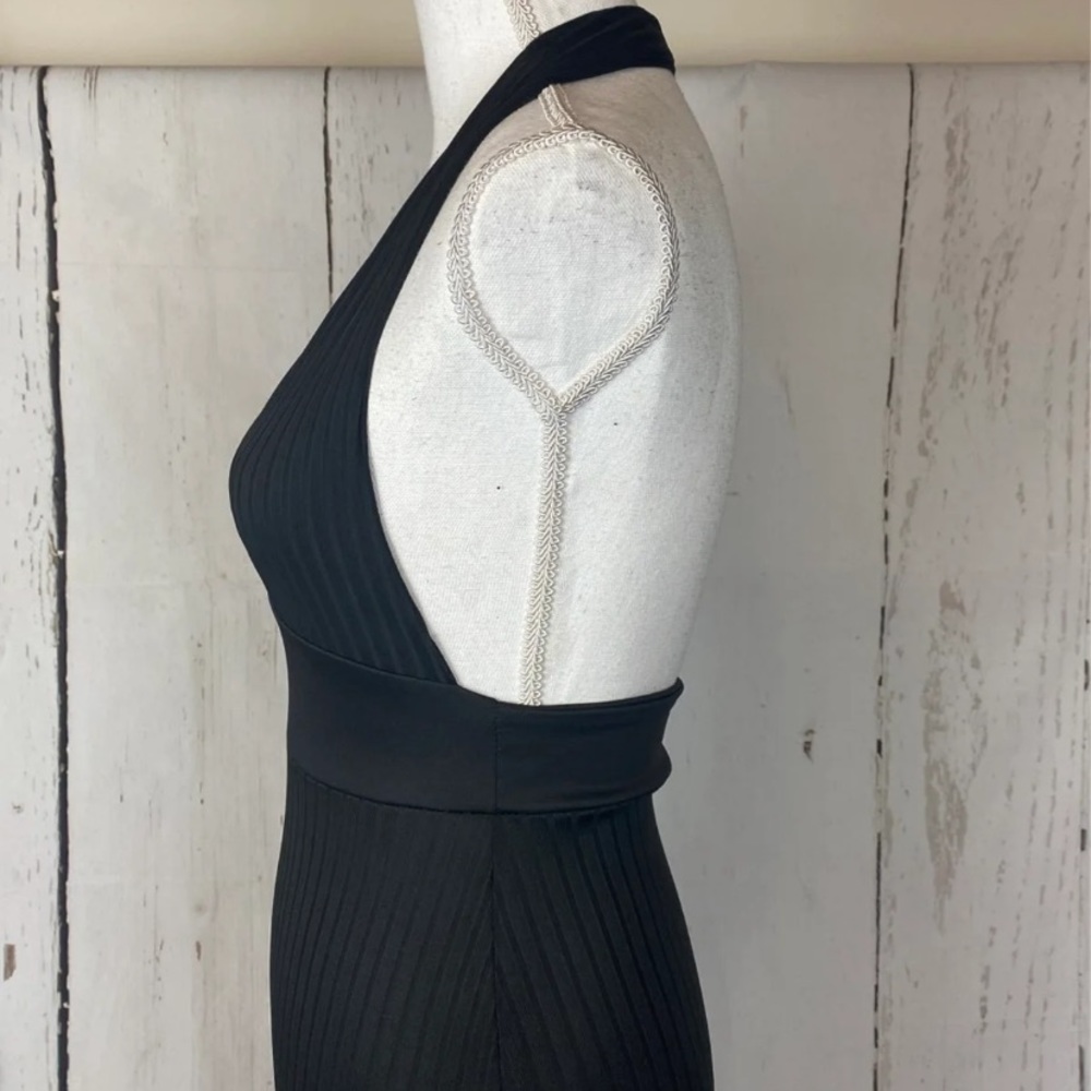 Dress - Picture 4 of 7